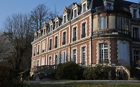 La Terrasse Du Chateau Des Genets - Gite 2 Ou 4 Personnes